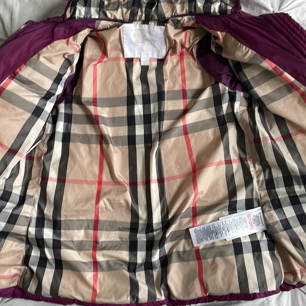 Authentic Girls Burberry Jacket - Picture 5 of 12